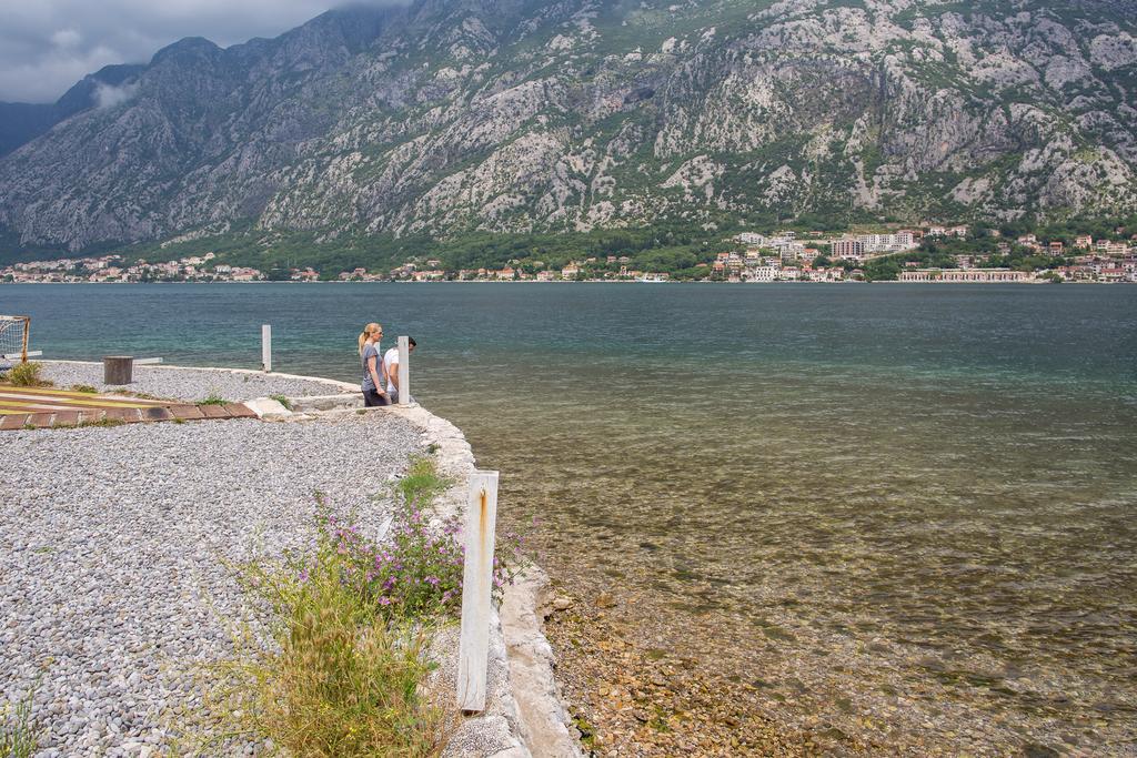 Apartment Bambo Tre Sorrele Kotor Exterior photo